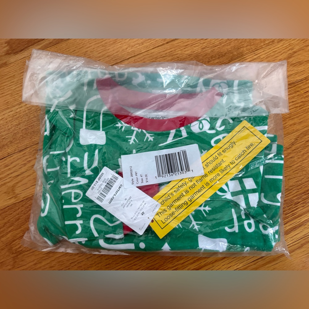 Green and White Holiday Pajama Set